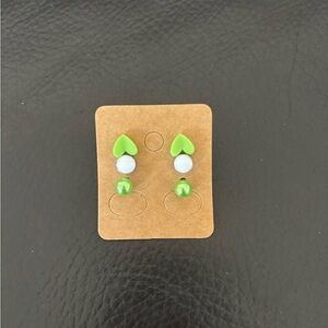 Green Heart and White Stud Earring Set